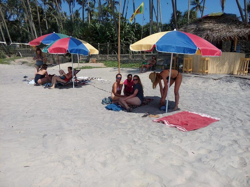 Guillet Beach Home Matara Esterno foto