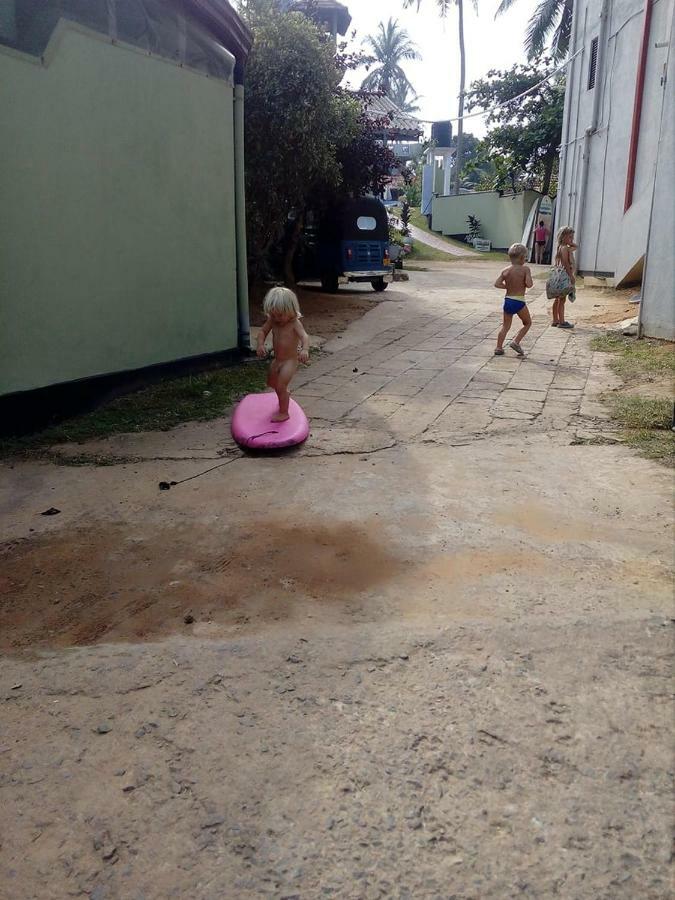 Guillet Beach Home Matara Esterno foto